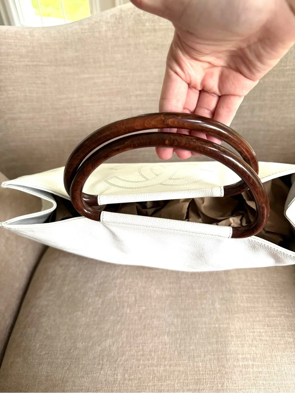 CHANEL authentic tote